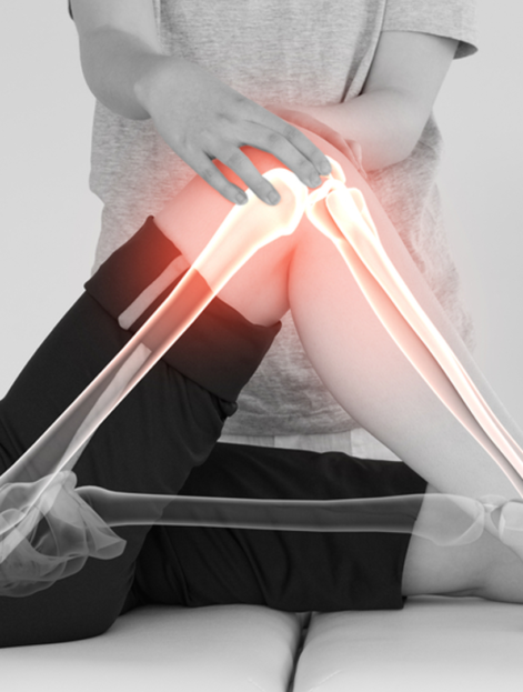 Physiotherapist treating knee pain at PT of City, Islamabad